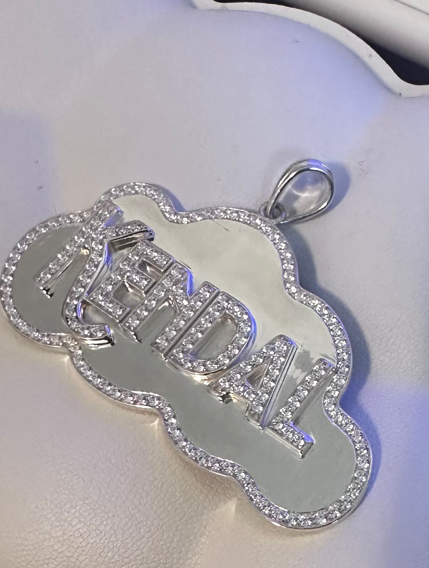 Personalize DreamCloud pendant